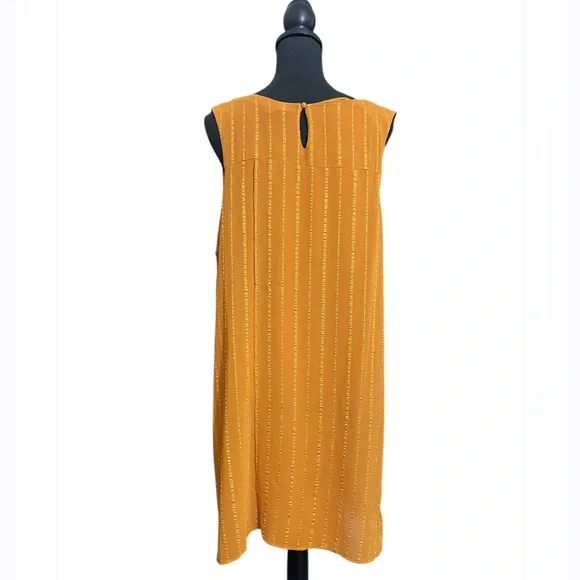 Signature Collection Women’s Blouse tank top w/ Vertical Ribbon Design Size 2X - Picture 2 of 8